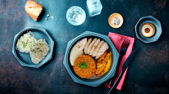 Plateau repas - Emincé de poulet relevé au miel et à la moutarde