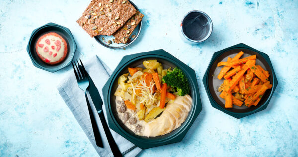Plateaux repas - Pintade rôtie aux légumes racines