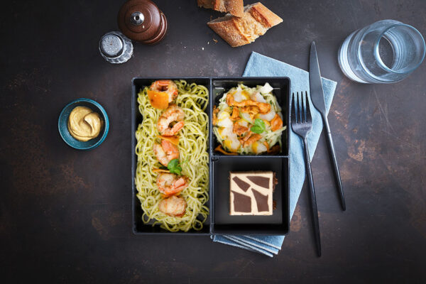 Plateaux repas - Linguine au pesto de pistache, langoustines flambées - square