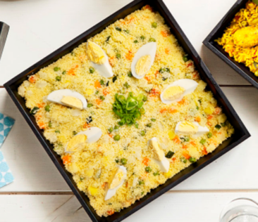 Semoule légère aux légumes et aux oeufs