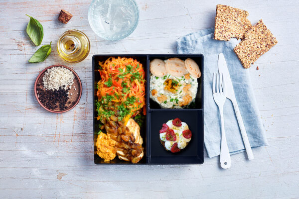 Poulet à l'indienne, salade de chou et chutney - SQUARE à partir du 16 juin