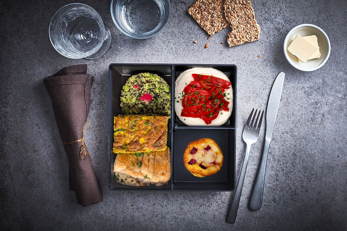 Poulet en filet sauce crémeuse aux herbes et quinoa - SQUARE à partir du 22 juin