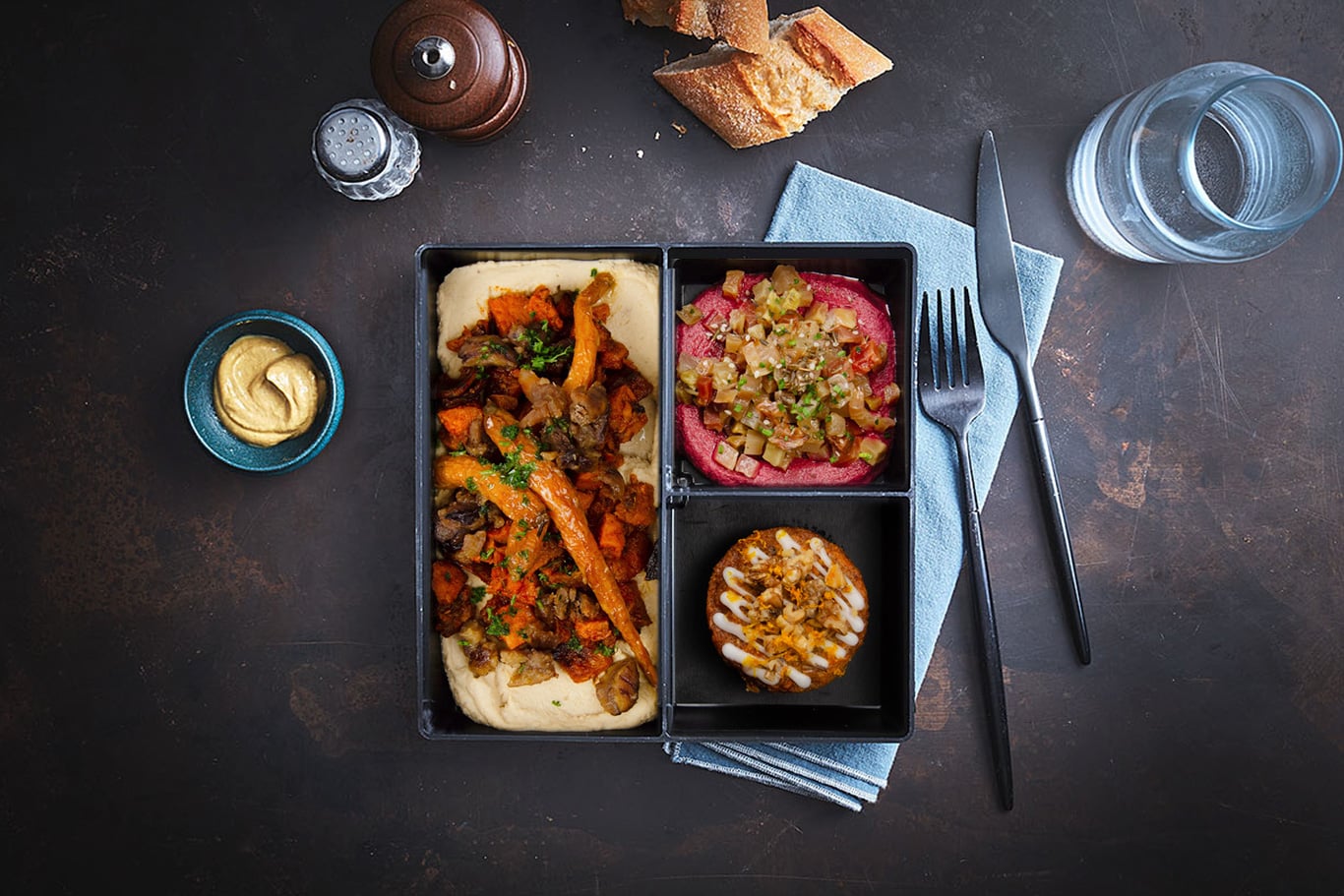 Houmous crémeux, légumes rôtis et huile de thym - SQUARE à partir du 21 septembre
